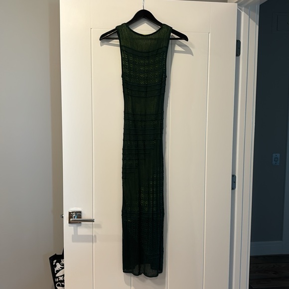 Sexy sleeveless stretch midi dress - Picture 2 of 6